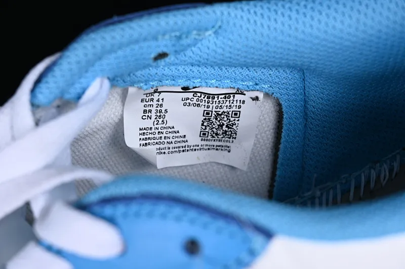 All categories Air Jordan Jordan series basketball shoes Air Jordan 1 Low G version pure original Nk SB x Air Jordan 1 Low AJ1 Joe 1 joint North Carolina blue full head layer low-top basketball shoes CJ7891-401